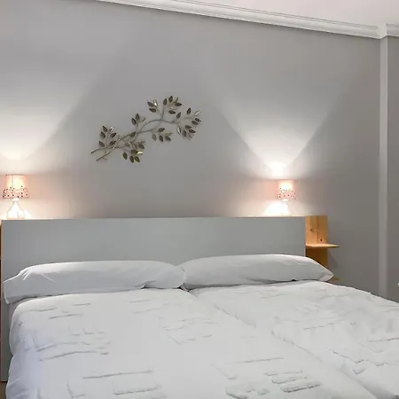 Elysium Homes Apartament *