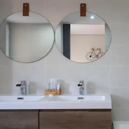 Elysium Homes Apartament